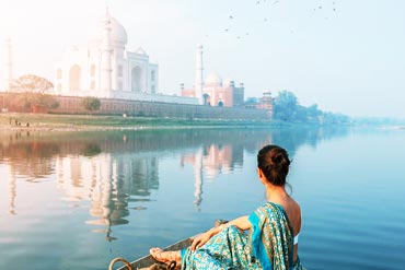 Taj mahal Boat Ride Tour
